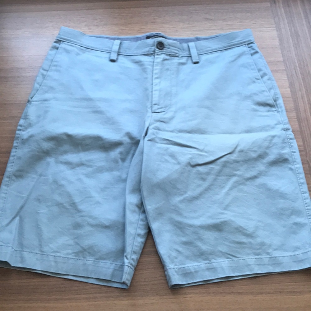 Men’s banana republic ash light blue shorts